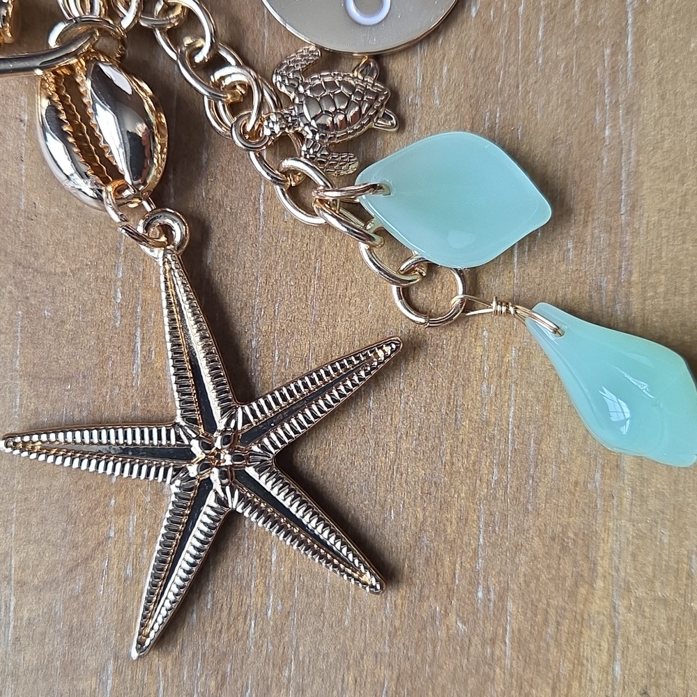 OSEA Malibu Lip Oil Key Chain & Organic Pouch - Picture 5 of 10